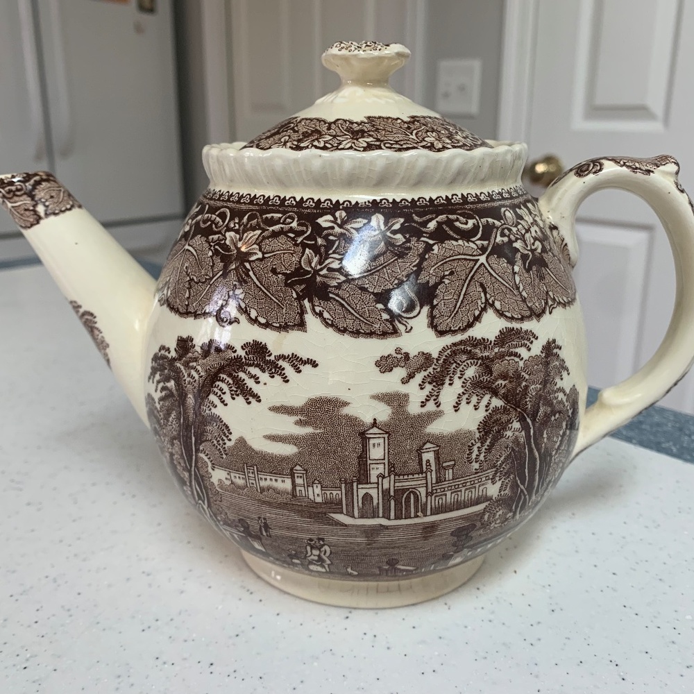 Vintage Mason’s Brown Vista Teapot